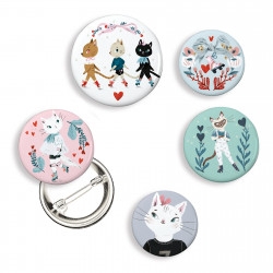 LOVELY BADGES - CATS